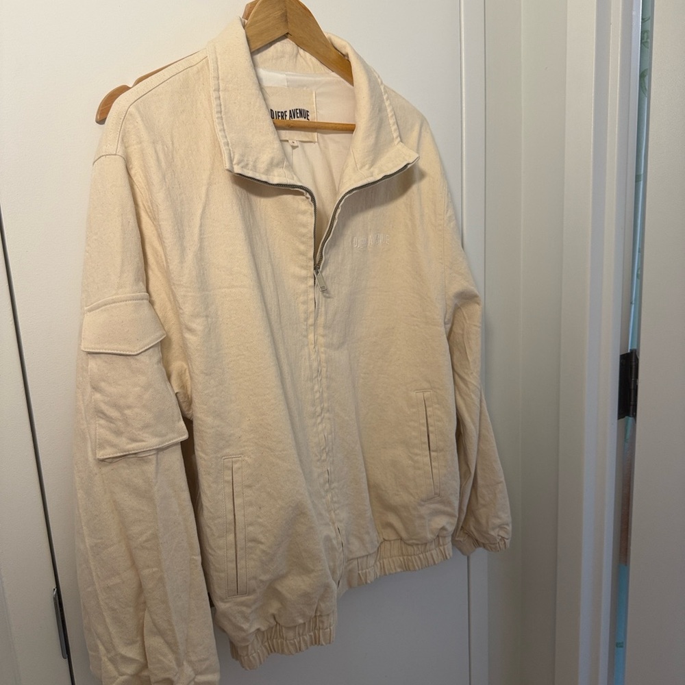 Djerf Avenue Cream Jacket with Zipper